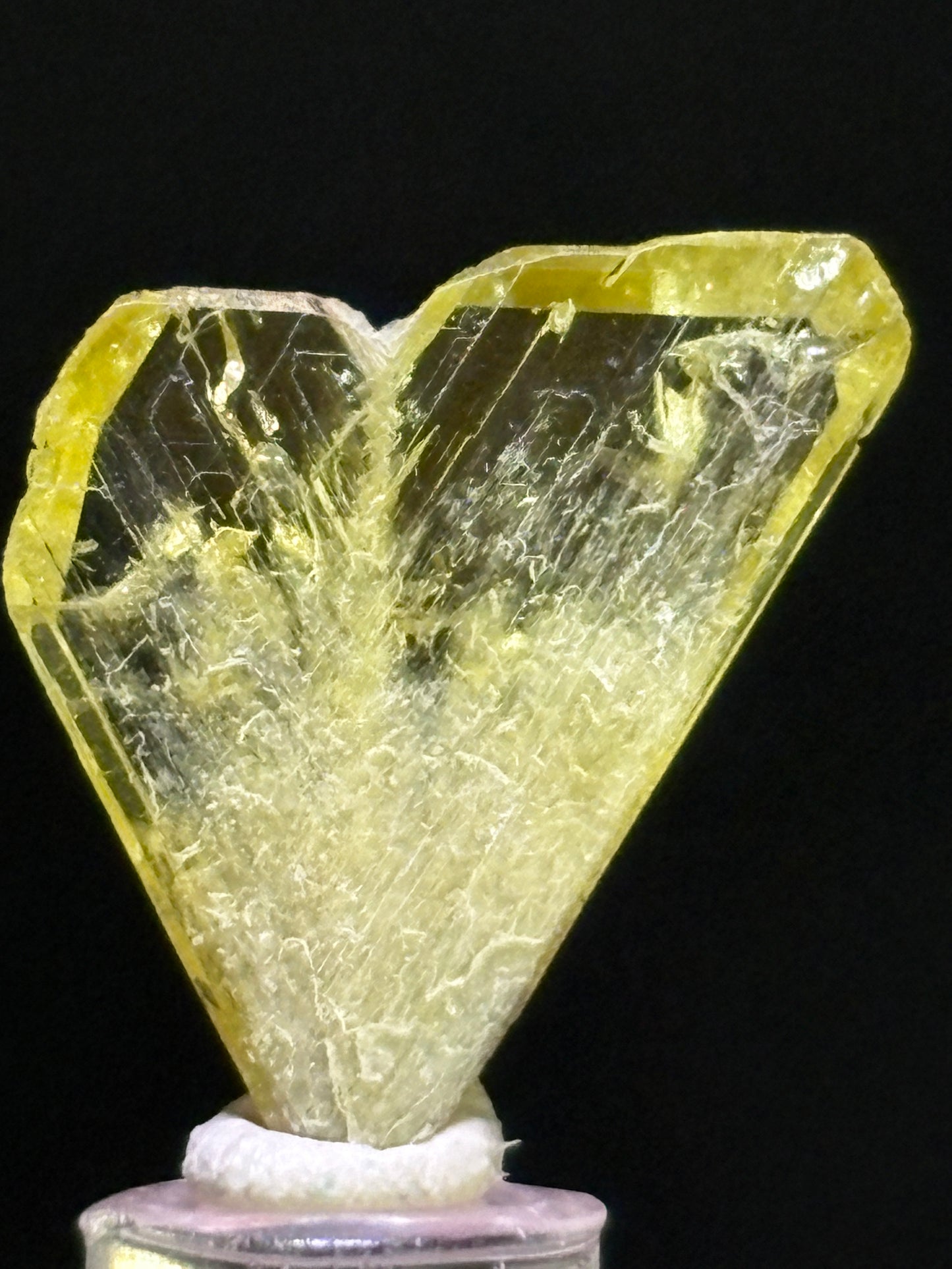 Chrysoberyl twin