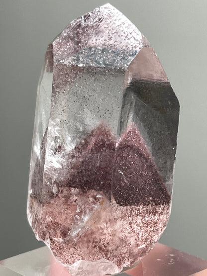 Hematite phantom quartz