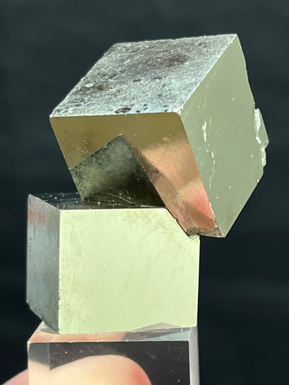 Pyrite cube chain